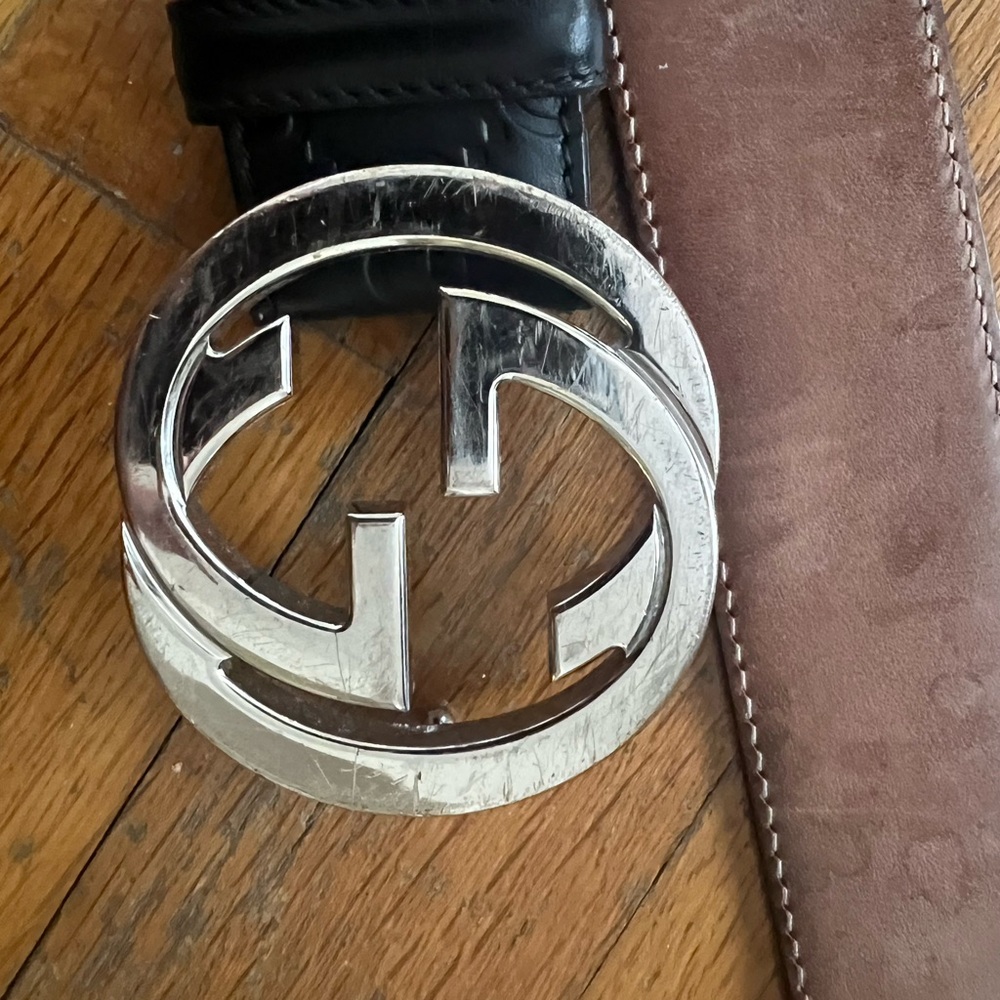 Gucci Black and Brown Leather Belt with Signature GG Buckle